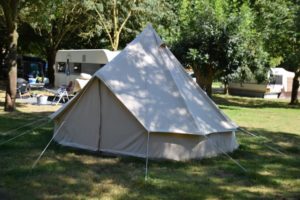 Tente et camping-cars au Camping EcoLoire