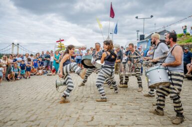 L'association de Fibres en musique au quai du saumon à Montjean-sur-Loire