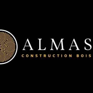 Logo de l'entreprise Almas Construction Bois, une SARL spécialisée dans la charpente, menuiserie, ossature bois ainsi que dans les aménagements extérieurs (terrasse, cuisine d'été…).