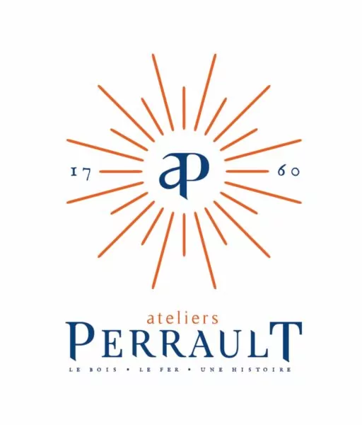 Logo de l'entreprise Perrault, spécialiste des études et de la réalisation de tout projet de restauration ou restitution à neuf de menuiserie intérieure ou extérieur bois et de charpente bois