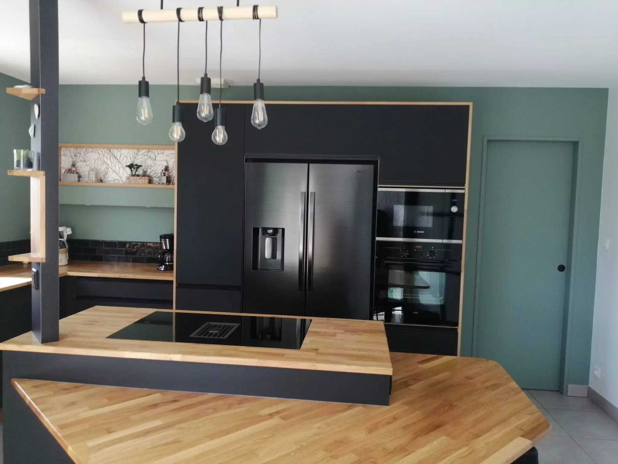 Cuisine aménagée par PMC Décoration Peinture