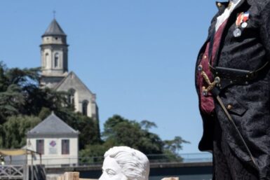 image du buste représentant Monsieur Bonchamps pour la cérémonie du 200 ème anniversaire